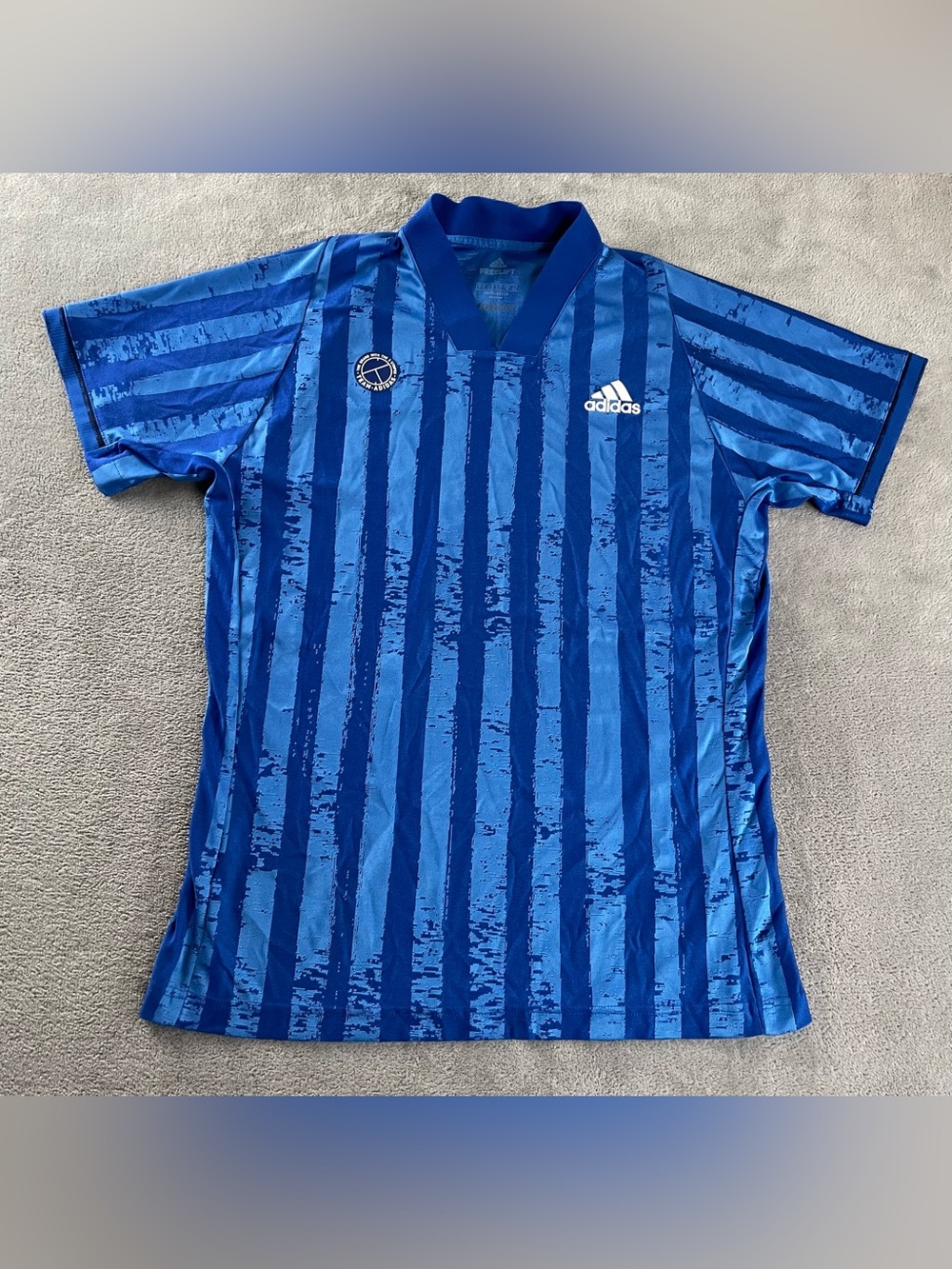 Team Adidas V Neck Soccer Style Jersey shirt Freelift Blue Stripes Mens L / M